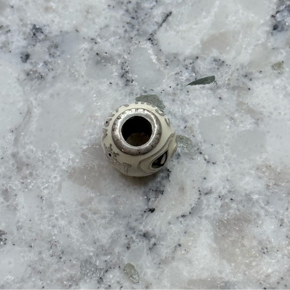 Disney’s Olaf Pandora bead - Picture 5 of 5